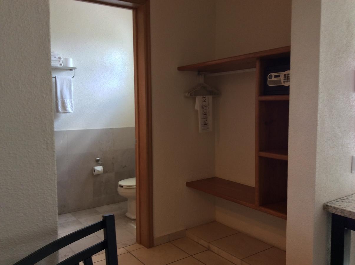 Hotel Fuerte Real Ciudad Guzman Zimmer foto