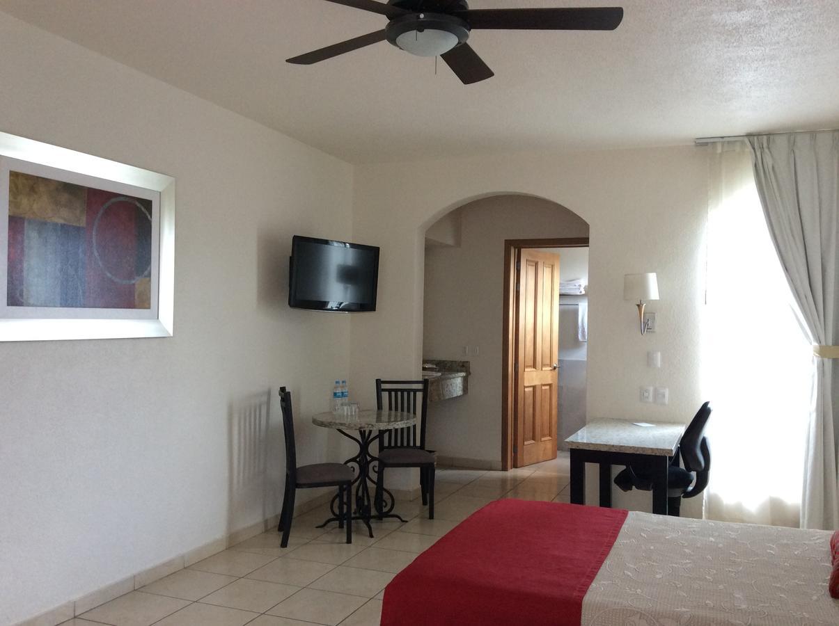 Hotel Fuerte Real Ciudad Guzman Zimmer foto